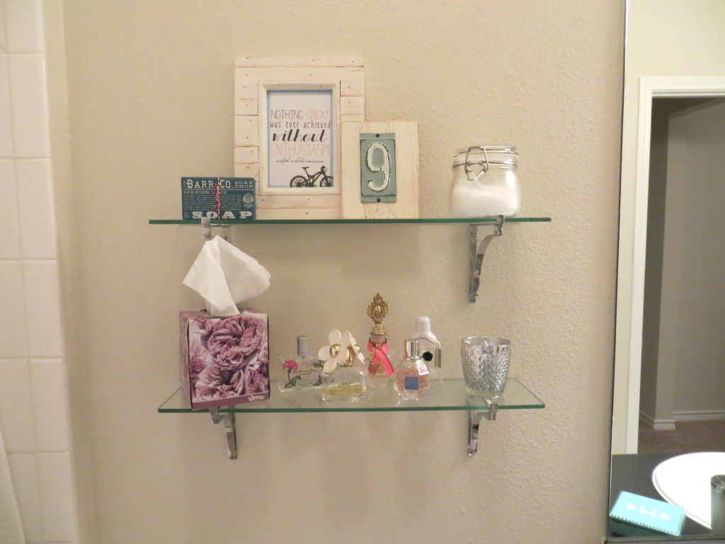 Organize a small apartment bathroom | Blair Blogs