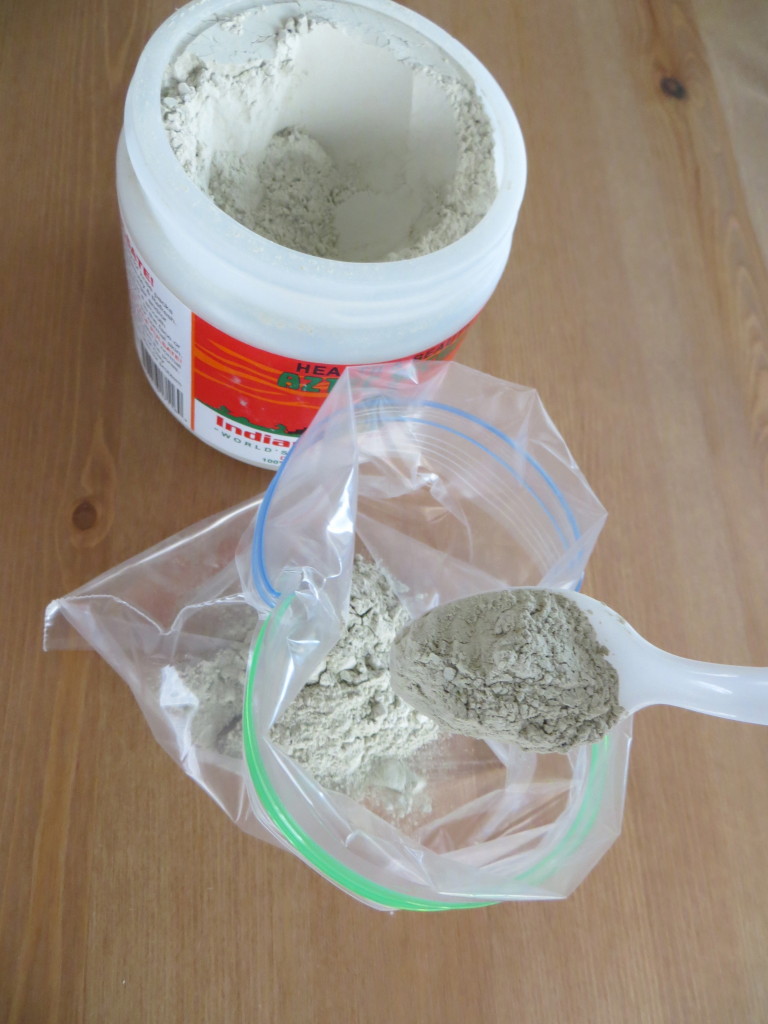 How to make and use a bentonite clay face mask | Blair Blogs