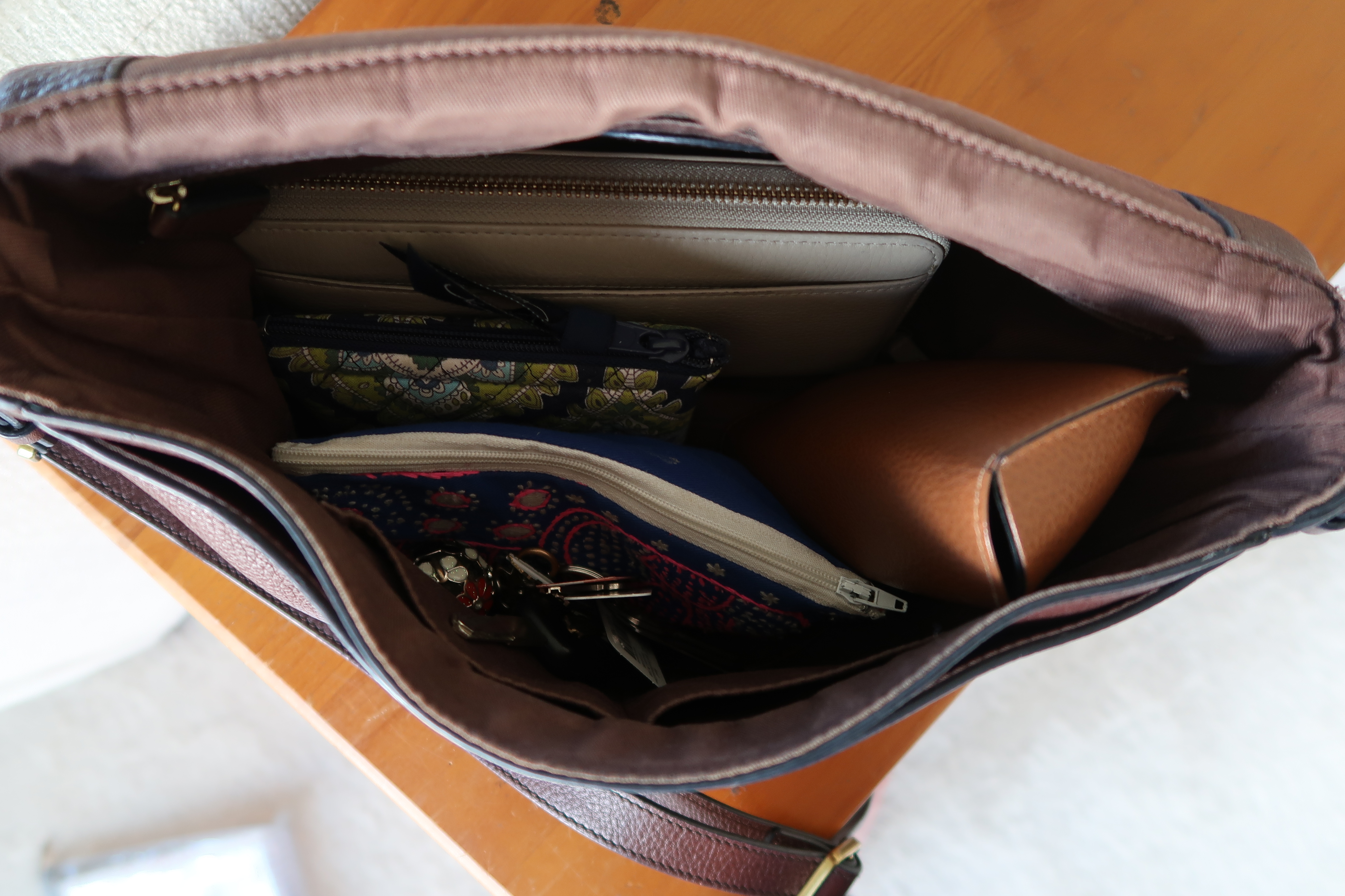 What's In My Purse | BlairBlogs.com